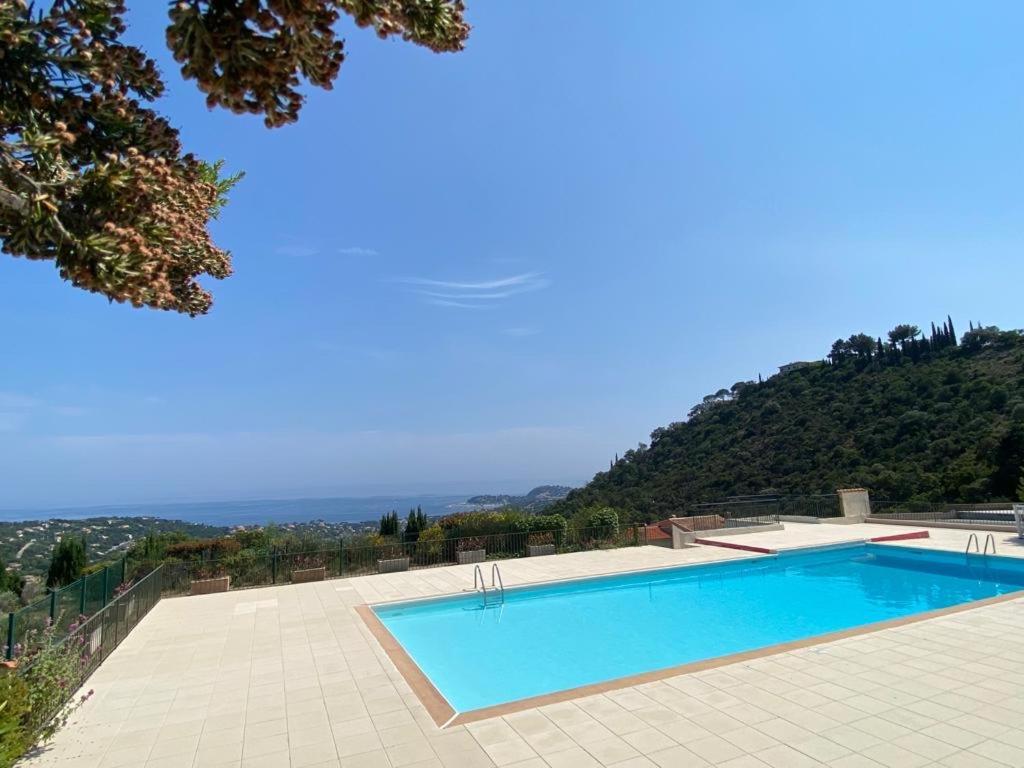 Villa Baievue Cavalaire-sur-Mer Exteriör bild