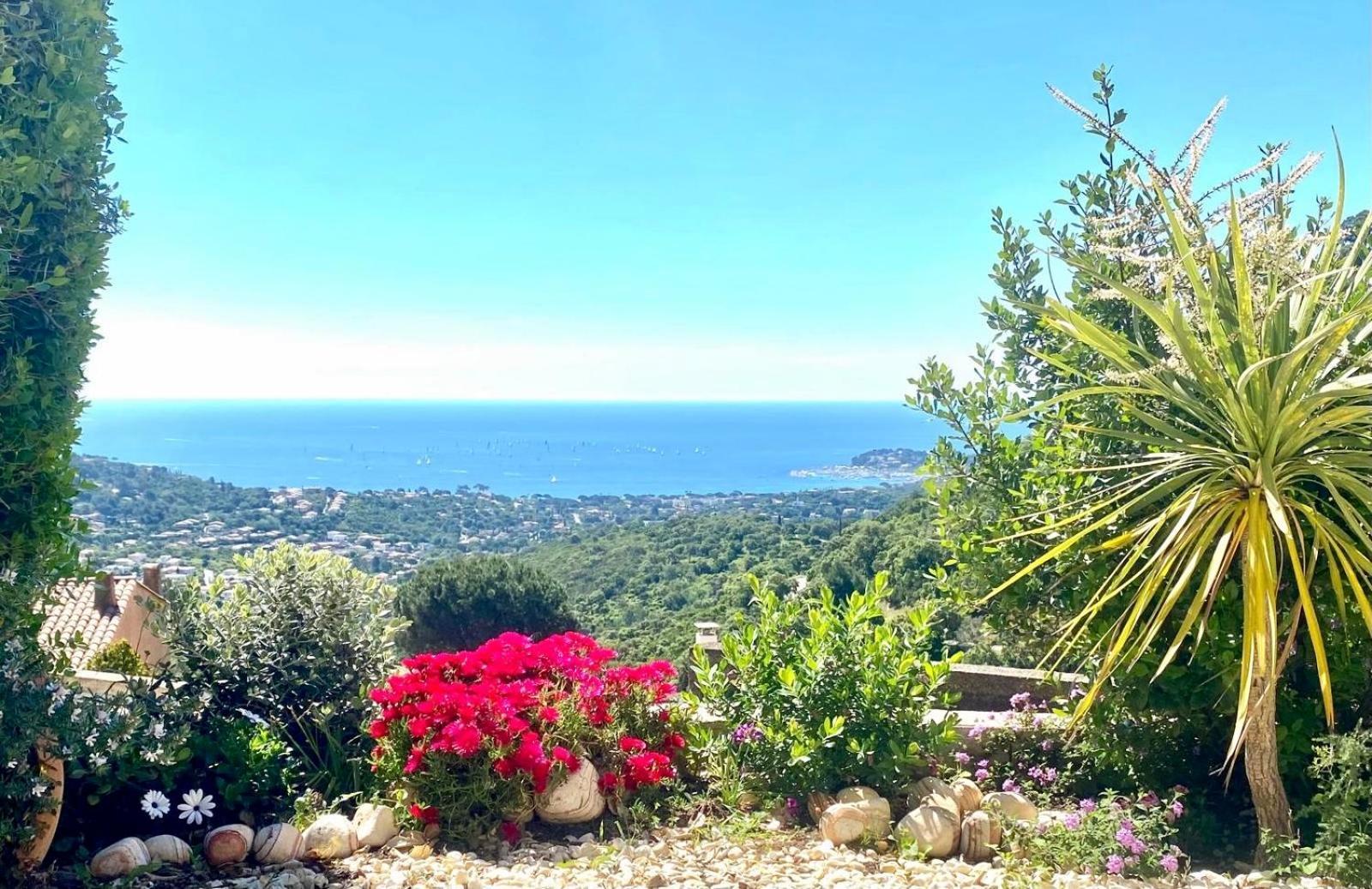 Villa Baievue Cavalaire-sur-Mer Exteriör bild