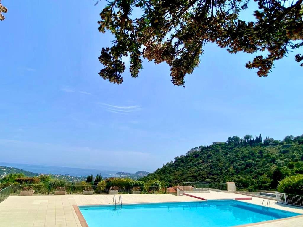Villa Baievue Cavalaire-sur-Mer Exteriör bild