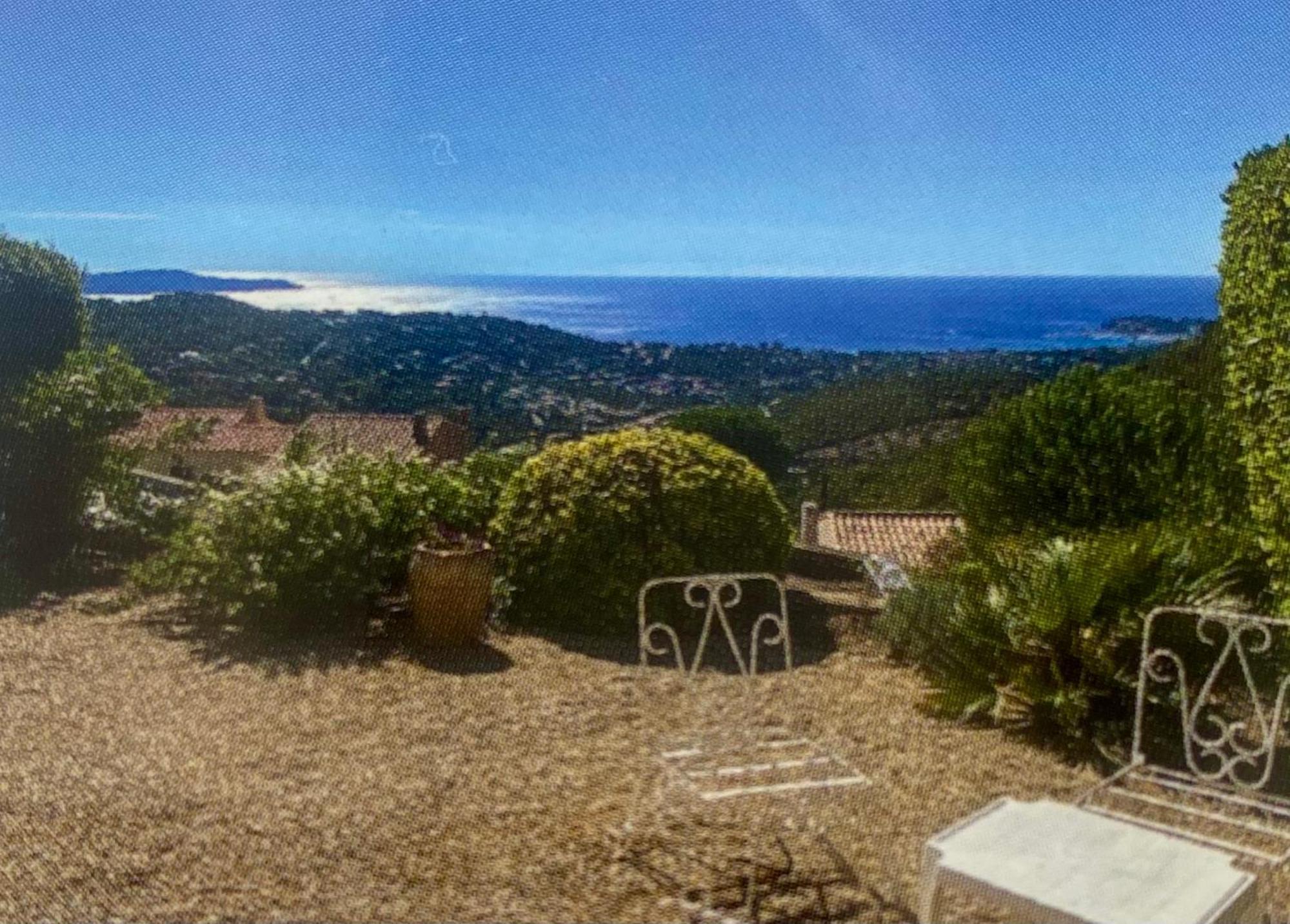 Villa Baievue Cavalaire-sur-Mer Exteriör bild